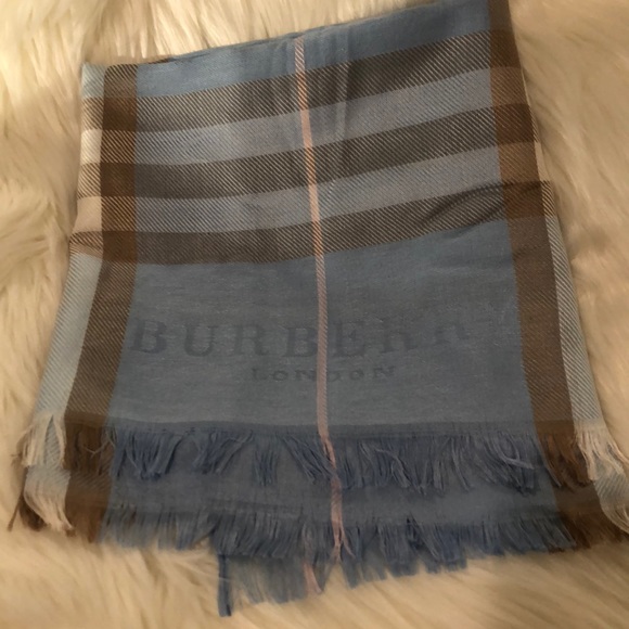 Burberry Accessories - Burberry Scarf